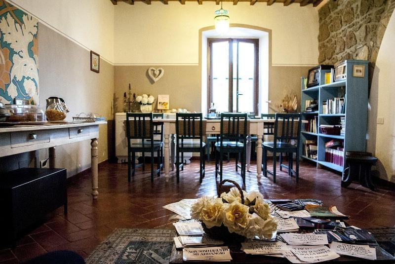 Bed and Breakfast La Casa Dei Carrai Питильяно Экстерьер фото