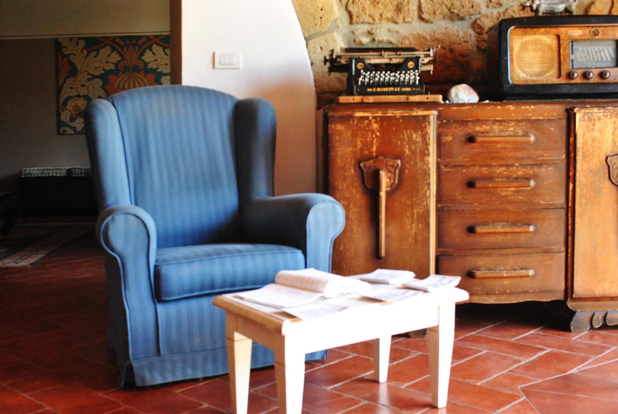 Bed and Breakfast La Casa Dei Carrai Питильяно Экстерьер фото
